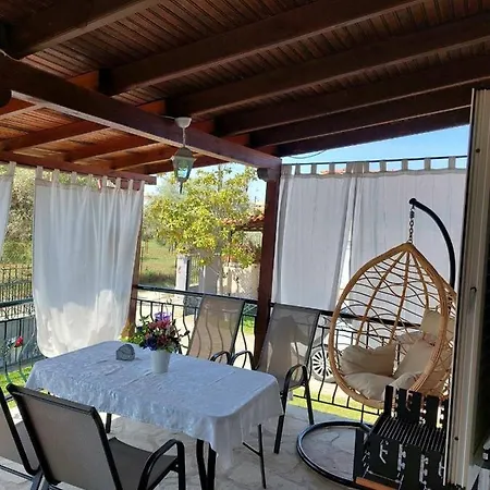 Prázdninový dům Bellissimo House Toroni